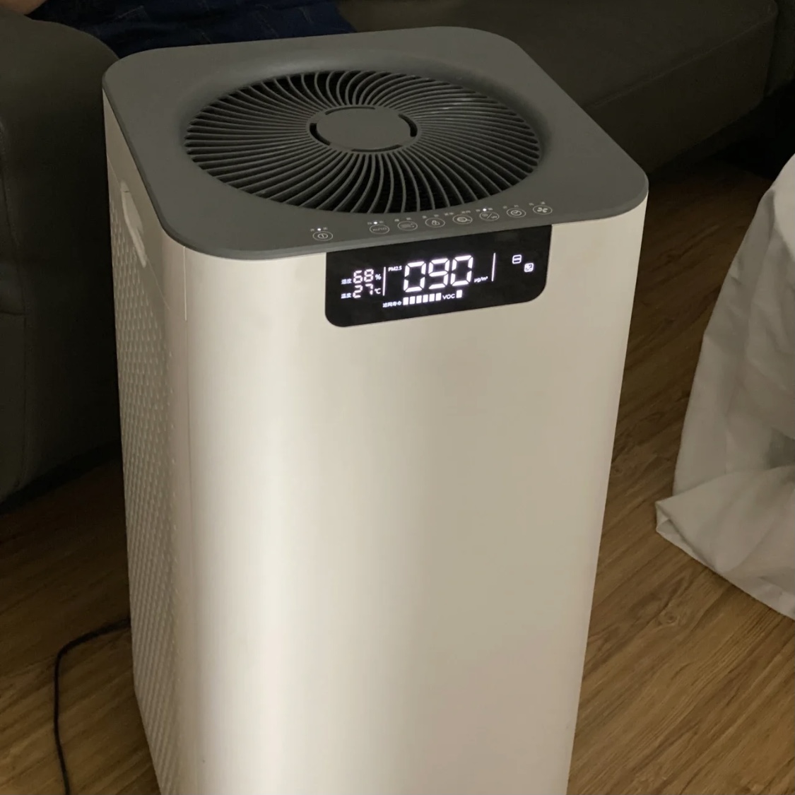 空氣凈化器只能針對(duì)空氣中的甲醛進(jìn)行凈化