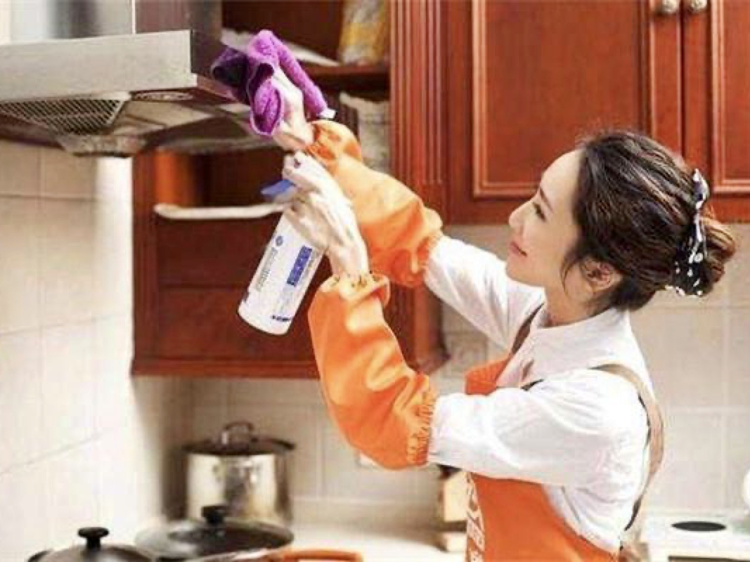 定期對家電進(jìn)行從內(nèi)而外的清潔