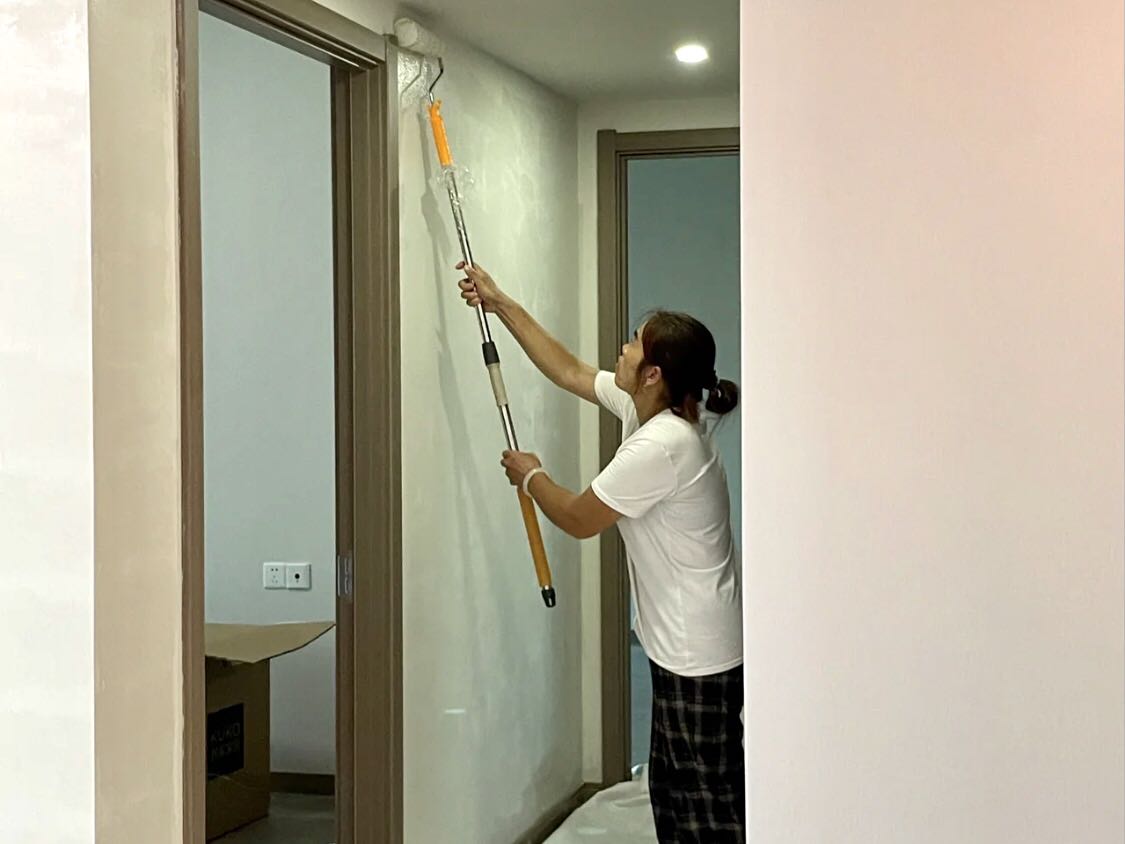 劣質(zhì)壁紙、膠水