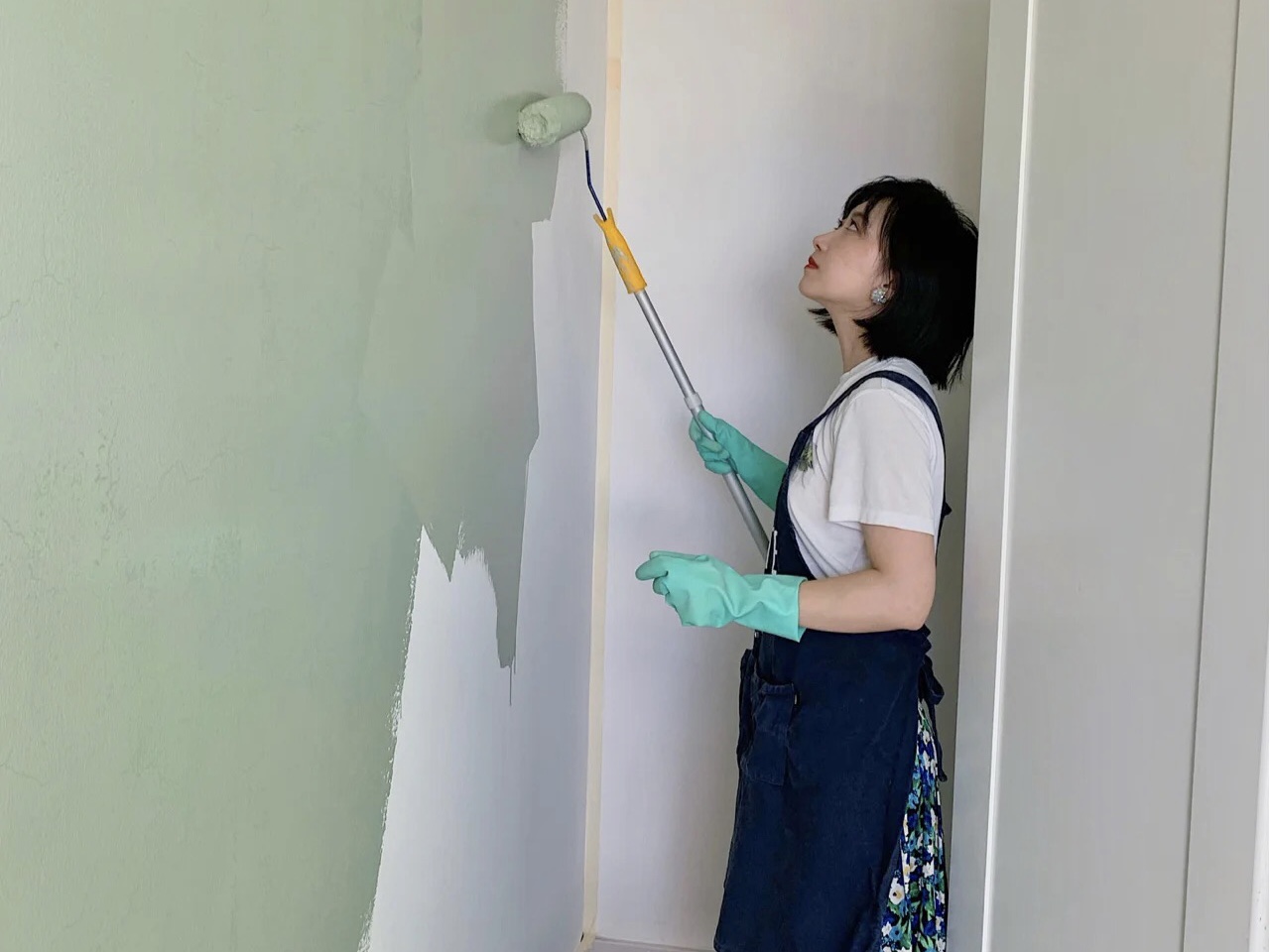 乳膠漆刷了多久可以入??？